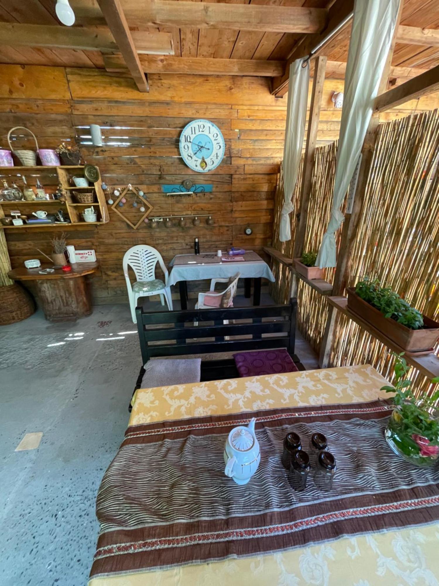 Casa Trandafirilor Hotel Tulcsa Kültér fotó