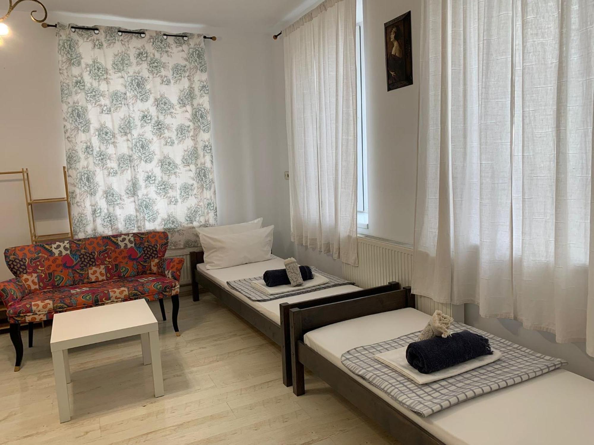 Casa Trandafirilor Hotel Tulcsa Kültér fotó